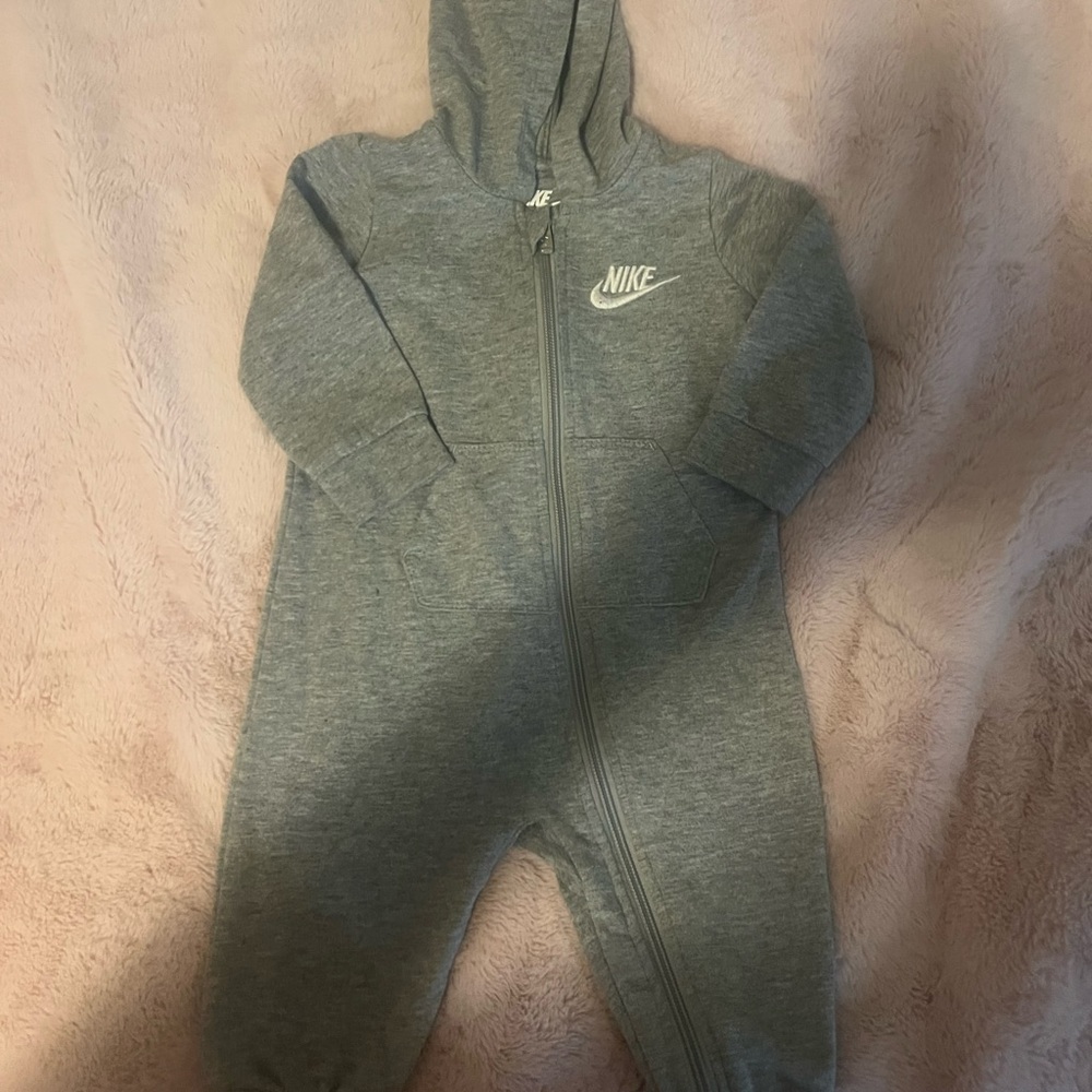 Nike Heather Gray Kids Footie